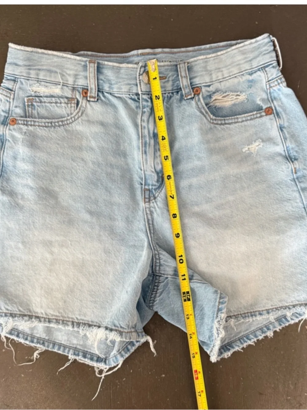 AE Dreamy Drape Denim Highest Waist Baggy Short Light Wash High-Rise Blue Size 4